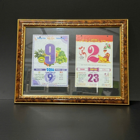 KHUNG KỶ NIỆM NỀN ĐEN 252BR