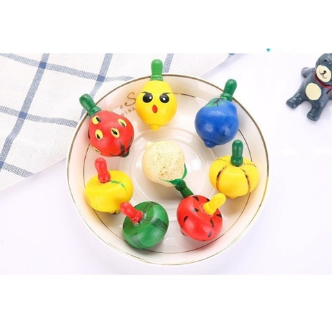 Con quay bằng gỗ nhiều màu cho bé