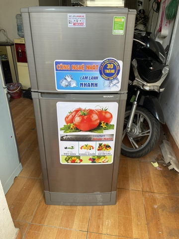 TỦ LẠNH SHARP 178L