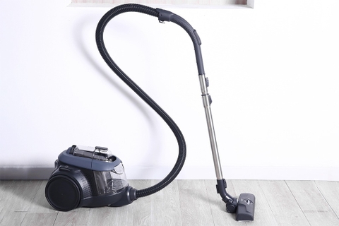 Máy hút bụi Electrolux dạng hộp  EFC71611
