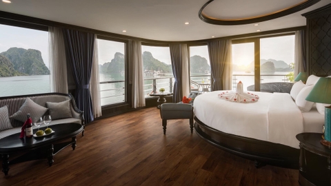 Honeymoon Suite