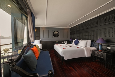 Luxury Balcony Suite