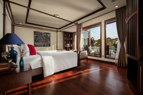 Regal Suite