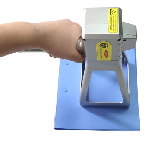 Máy khắc Laser