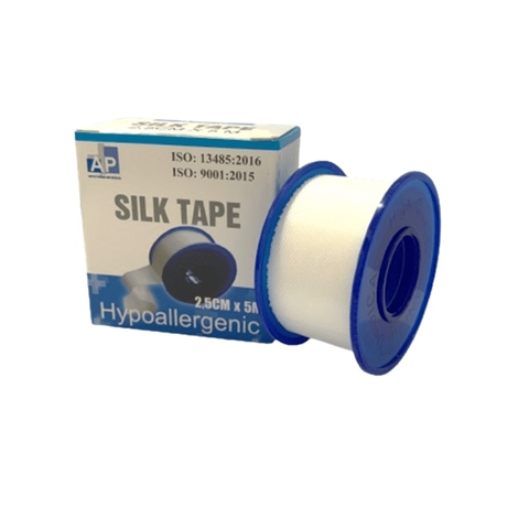 BĂNG DÍNH Y TẾ BẰNG LỤA ( SILK TAPE) 2,5 CM *5 M