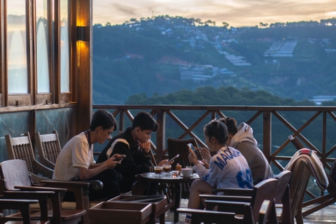 TIỆM CÀ PHÊ BÌNH MINH ƠI