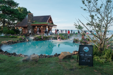 MIỀN DU MỤC COFFEE