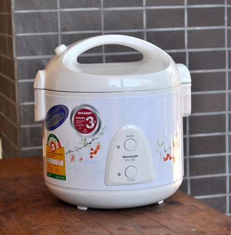 Nồi cơm điện SHARP 1L