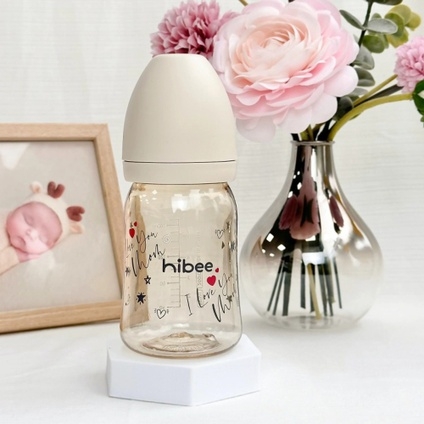 Bình sữa Hibee PPSU in họa tiết 170ml dành cho bé từ 0-3 tháng tuổi.