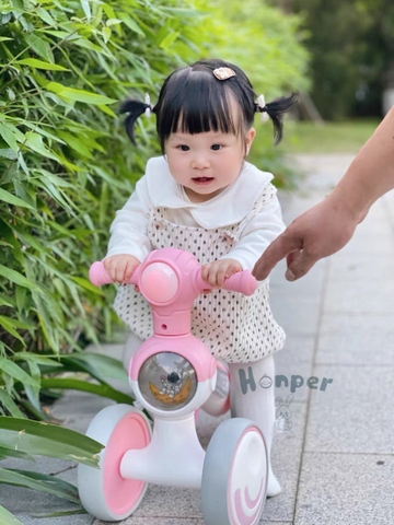 Xe chòi chân honper