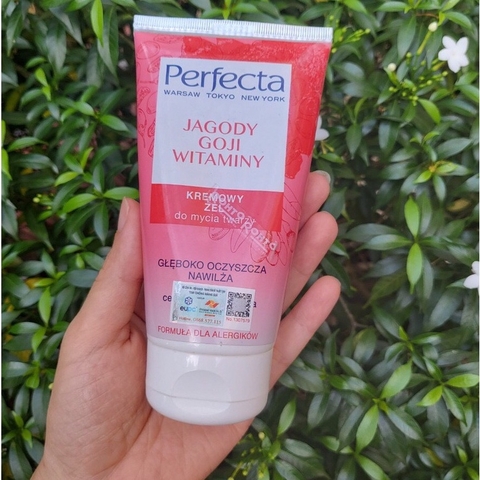 Perfecta Jagody Goji Witaminy Kremowy Zel do Mycia Twarzy 150ml - Sữa rửa mặt Dịu nhẹ da Kỷ tử