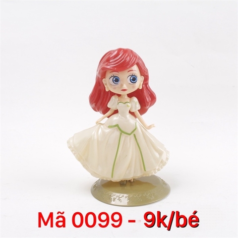 Công Chúa Váy Vàng Nhạt