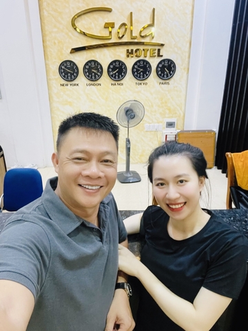 Hàng vạn du khách đổ về biển Sầm Sơn tránh nóng