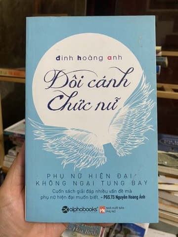 Đôi Cánh Chức Nữ - Phụ Nữ Hiện Đại Không Ngại Tung Bay