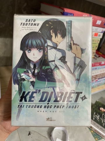Combo 4 Tập Kẻ Dị Biệt Tại Trường Học Phép Thuật - Sato Tsutomu