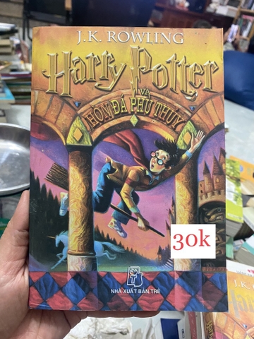 Harry Potter Và Hòn Đá Phù Thuỷ (Tập 1)