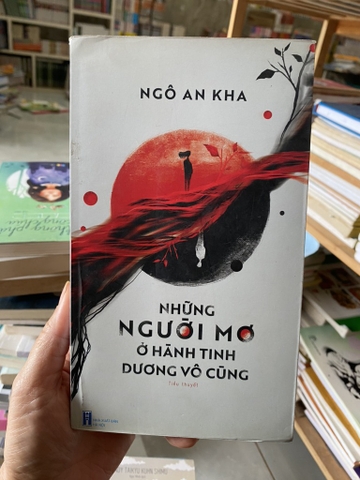 Những Người Mơ Ở Hành Tinh Dương Vô Cùng