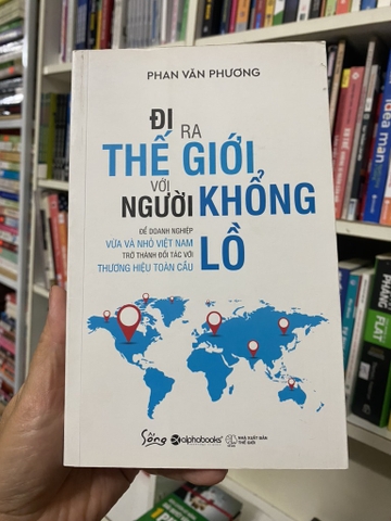 Đi Ra Thế Giới Với Người Khổng Lồ