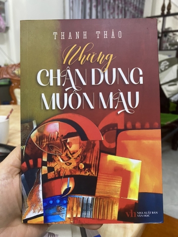 Những Chân Dung Muôn Màu