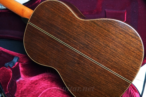 Guitar Toshihiko Nakade Master 50 (2006)