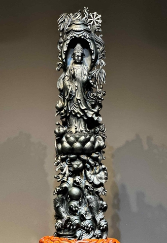 Tượng Quan âm Gỗ mun sừng đẹp