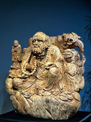 Tượng Đạt ma ngồi thiền gỗ nu ngọc am đẹp