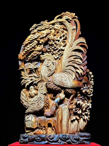 Tượng Gia Đình Gà Gỗ Hoàng đàn đẹp
