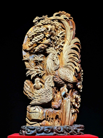 Tượng Gia Đình Gà Gỗ Hoàng đàn đẹp