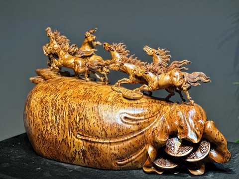 Tượng Mã Đáo Thành Công Gỗ Nu Ngọc Am đẹp