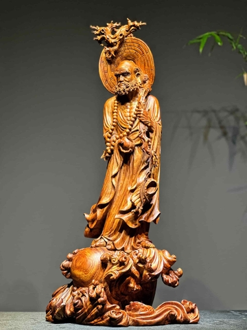Tượng Ngài Đạt Ma khất thực gỗ sưa bắc đỏ đẹp