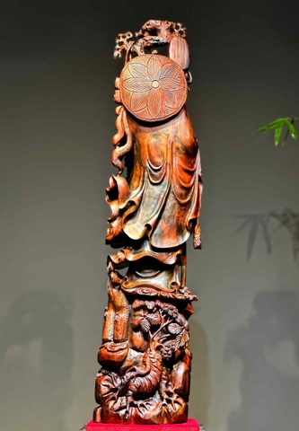 Tượng Ngài Đạt Ma Thuần nghê gỗ trắc đẹp
