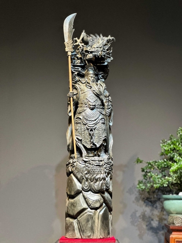Tượng Ngài Quan Công Gỗ Mun Sừng Đẹp