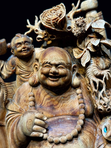 Tượng Di lạc gỗ hoàng đàn đẹp