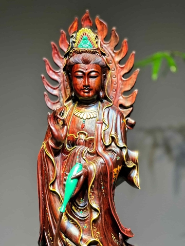 Tượng quan âm Gỗ Trắc Đỏ Đen đẹp