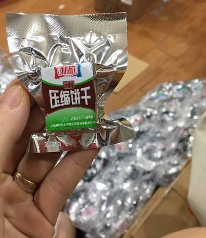 Lương khô tàu mini (xanh lá) túi 0,5kg/10 túi