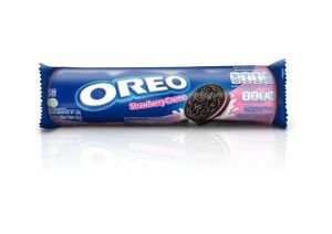 Oreo nhân kem dâu 110g/24 thỏi
