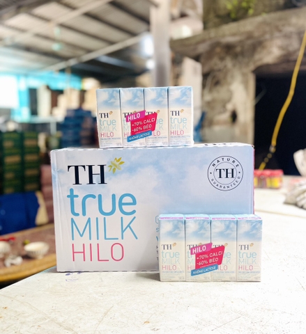 Sữa TH Hilo tự nhiên 180ml/48