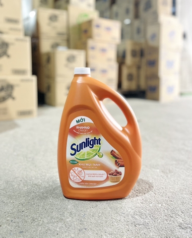 Nước rửa bát Sunlight quế can 3,6kg/3
