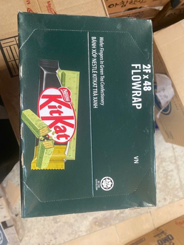 Bánh xốp socola Kitkat Trà xanh 2F/48