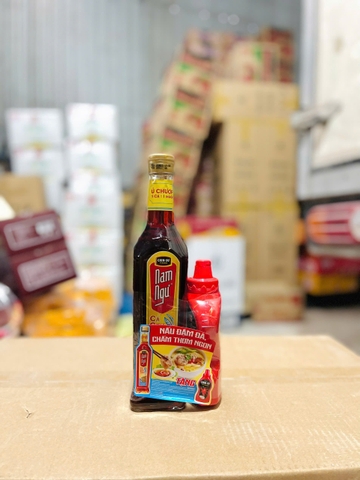 Mắm Nam Ngư cao cấp chai sành 500ml kẹp 1c ớt 250/15