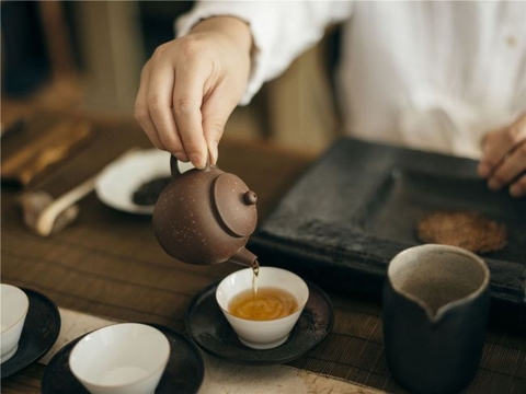 Văn Hóa Thưởng Trà Và Ý Nghĩa Khi Tặng Quà Là Trà Việt