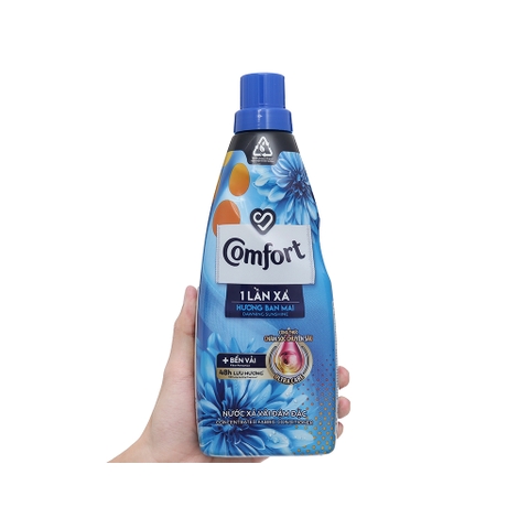Nước xả vải Comfort Hương Ban Mai chai 800ml Đậm Đặc Chỉ Một Lần Xả