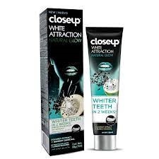 KEM ĐÁNH RĂNG CLOSEUP DETOX THAN HOẠT TÍNH 180G TRẮNG SÁNG TỰ TIN