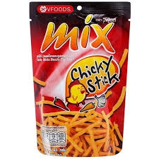 Bánh mix đỏ dạng que nhỏ hương cay nổi bật