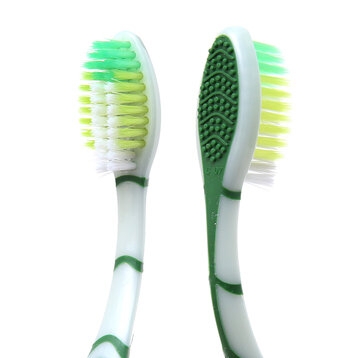 Bàn Chải Đánh Răng P/s Muối Tre Tự Nhiên Sáng Răng