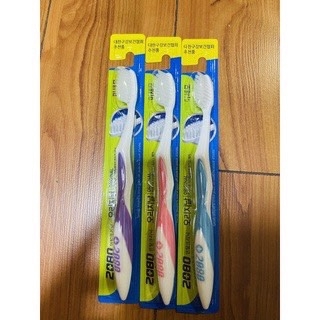 Bàn chải đánh răng Aekyung 2080 (2+1) cái