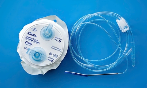 Phương Pháp Dẫn Dịch Vết Mổ Hiệu Quả Khi Sử Dụng Bình Dẫn Lưu Áp Lực Âm