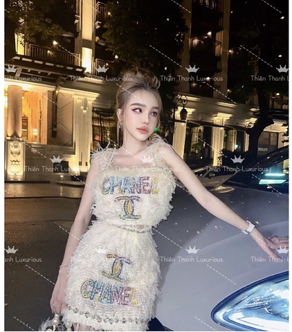 Set QCCC Ngắn Chanel Hai Dây Mix Chân Váy Chữ A