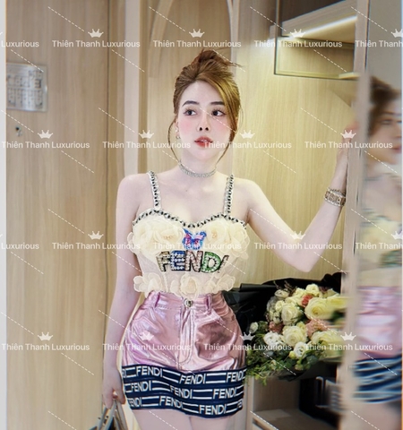 Set QCCC Hai Dây Ngắn Fendi Kết Hoa Mix Chân Váy Kết Đá