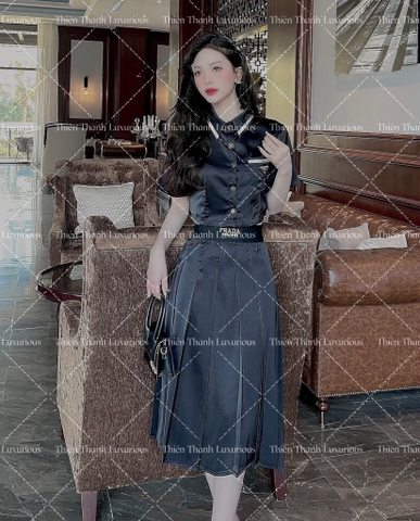 Set Áo Sơ Mi Phối Chân Váy Xoè Dài Prada